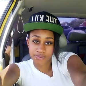 Meet your Posher, Jasmine